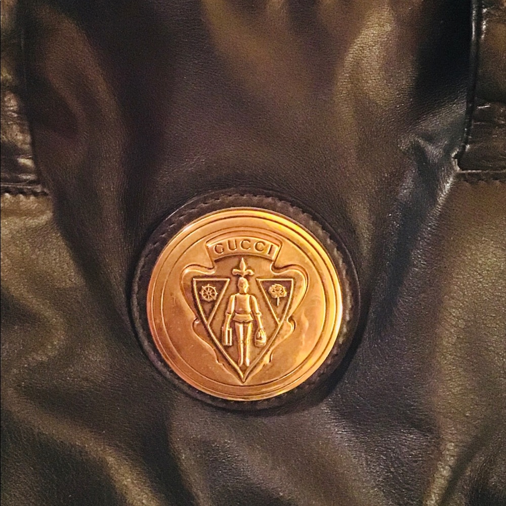 GUCCI black LEATHER handbag classic style